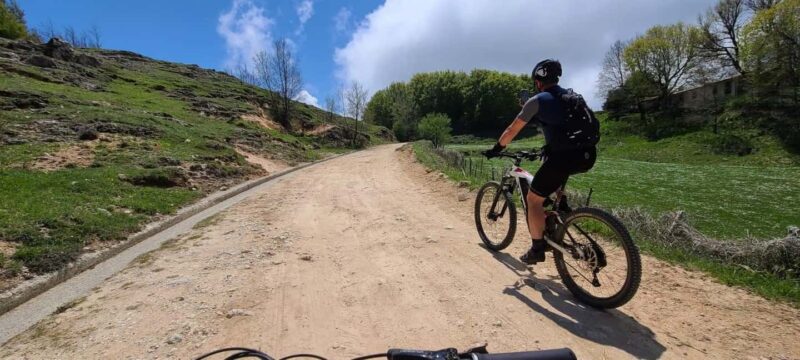 Lorica: rent an e-bike - Personalized Route Recommendations for All Skill Levels