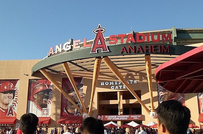 Los Angeles Angels Baseball Game at Angel Stadium - The Benefits of Watching the Angels in Anaheim