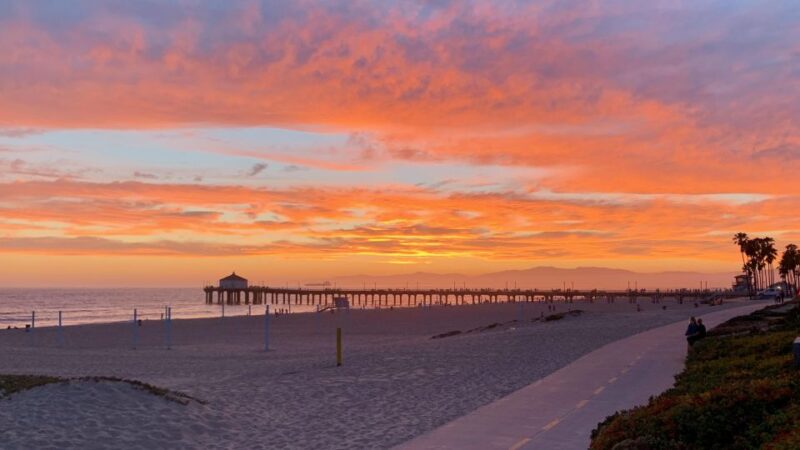 Los Angeles: Beach E-Bike Ride Redondo Beach to Santa Monica - Ride Along Manhattan Beach Pier and Visit the Roundhouse Aquarium