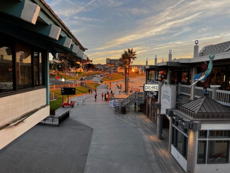 Los Angeles: Beach E-Bike Ride Redondo Beach to Santa Monica - El Porto Beach: A Sporty Beach Break