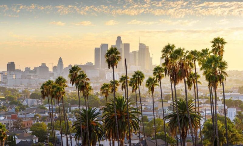 Los Angeles: City Tour with Expert Guide and Hotel Pickup - Key Points