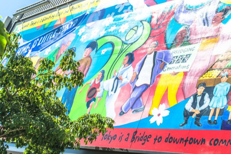 Los Angeles: Private 2-Hour Historic Tour - Olvera Street and the Bustling Mexican Marketplace