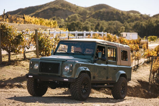 Los Angeles: Private 4x4 Vineyard Tour in Malibu - Guide and Customer Service Experience