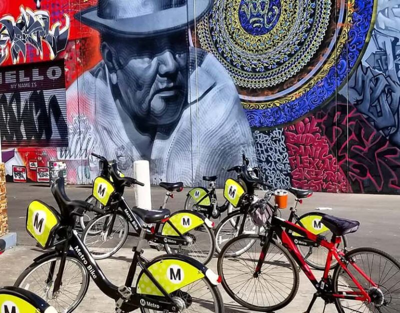 Los Angeles: Private Alley Adventure Graffiti Bike Tour - The Benefits of Biking in the Arts District