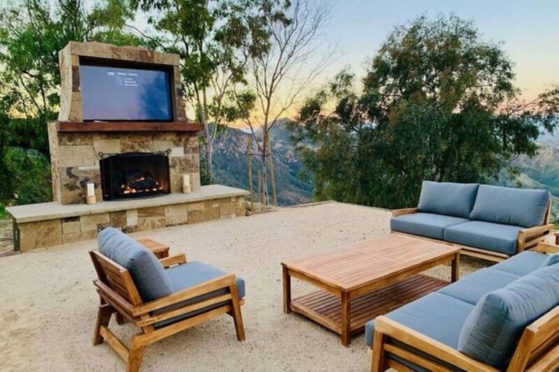 Los Angeles: Private Helicopter Hideaway Day Trip - The Secluded Santa Monica Mountain Hideaway