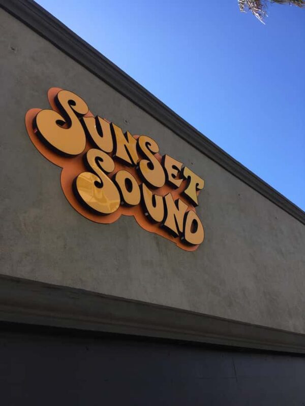 Los Angeles: Private Rock and Roll History Tour - Accessibility and Physical Requirements