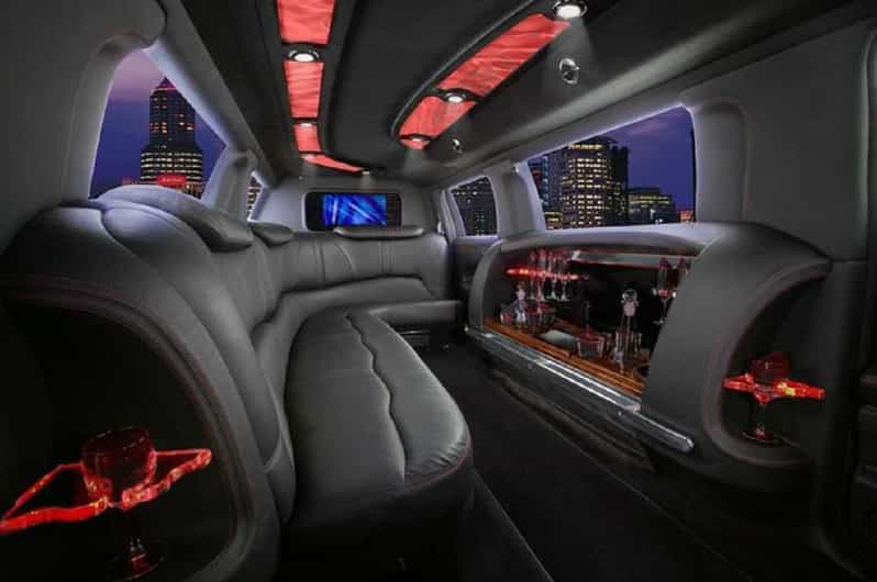 Los Angeles: Private Sightseeing Tour in a Limousine - 4hrs - Pickup and Drop-Off in LA and Orange County
