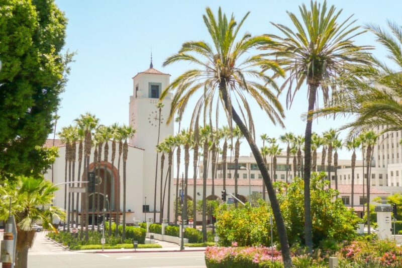 Los Angeles: Small Group Sightseeing Tour - Beverly Hills and Rodeo Drive: Glitz and Glamour