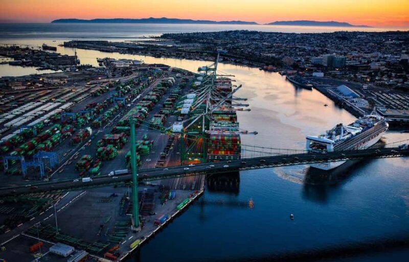 Los Angeles: The USA Gateway Helicopter Tour - Soar Above Long Beach and San Pedro in a 15-Minute Helicopter Tour