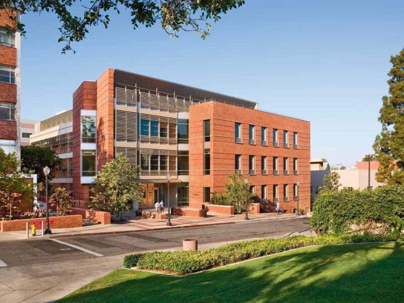 Los Angeles: UCLA Campus Guided Walking Tour - Meeting Point at Royce Hall Steps in Westwood