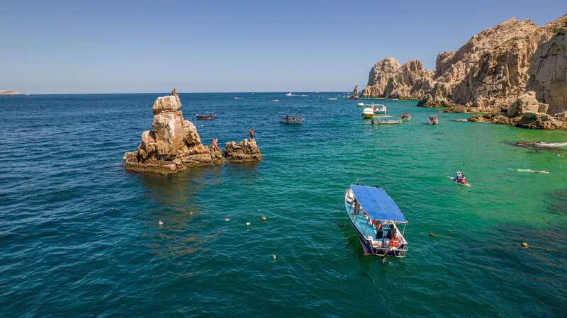 Los Cabos: Arch's Tour With Breaking Natural Views - Wildlife Encounters and Marine Ecosystem Highlights