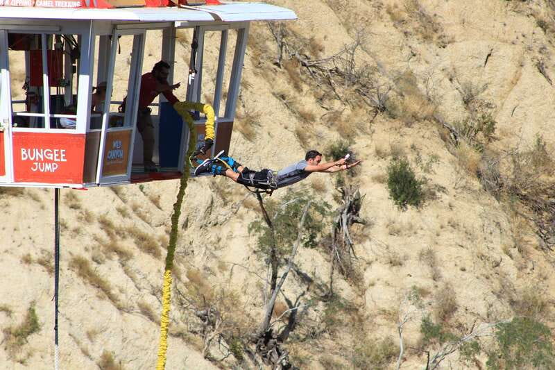 Los Cabos: Bungee Jump from a Glass Floor Gondola - Safety Protocols and Professional Equipment