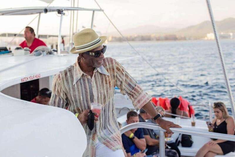 Los Cabos: Jazz & Wine Sunset Catamaran Cruise - Key Points