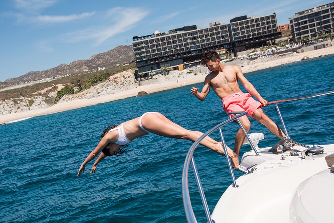 Los Cabos Luxury 50 Yacht Charter Private Tour - The Yacht: Style, Comfort, and Crew
