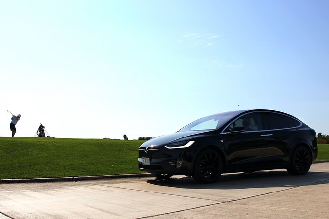 Los Cabos Luxury Private Tesla Transfer from Airport to Puerto Los Cabos Area - No-Cancellation Policy Adds Flexibility