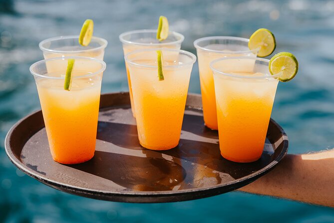 Los Cabos Private Catamaran Sunset Cruise with Snacks & Open Bar - Why This Tour Stands Out in Cabo San Lucas