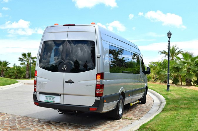 Los Cabos Roundtrip Private Airport Transportation Sprinter up to 13 Passengers - Detailed Features of the Modern Fleet: Wi-Fi, GPS, and Comfort
