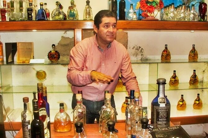 Los Cabos Sightseeing and Cultural Day Trip with Boat Ride - Exploring the Tourist Corridor from Los Cabos