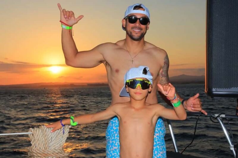 Los Cabos Sunset Catamaran with Open Bar & Live Music - Key Points