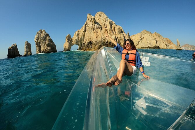 Los Cabos Transparent Boat Experience towards the Arch - The Setting: Cabo San Lucas and the Bay of Cabo