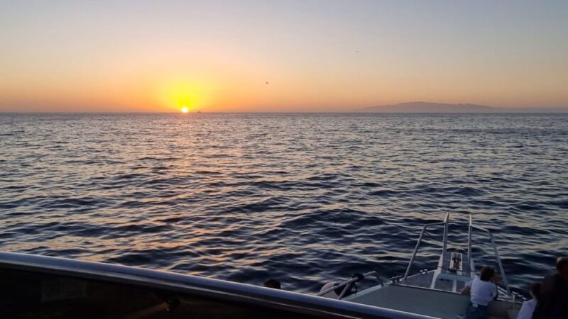 Los Cristianos: Eco Yacht Whale Watching Tour at Sunset - The Sunset Experience Over Los Cristianos and Mount Teide