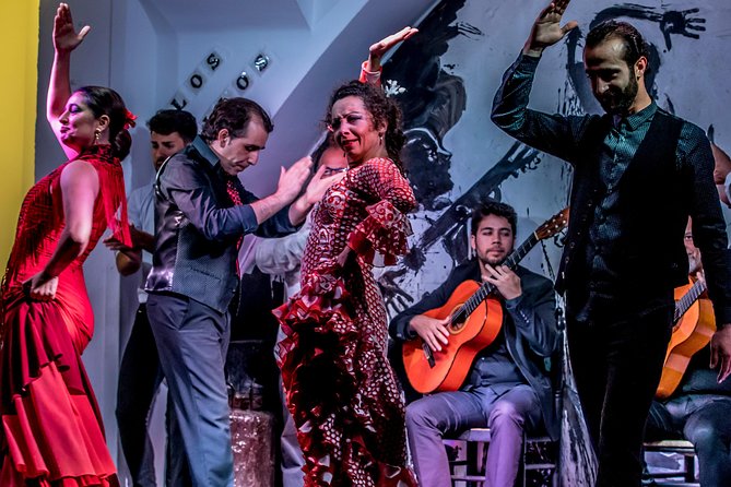 Los Gallos Flamenco Show Admission Ticket - Practical Details: Meeting Point, Timing, and Accessibility