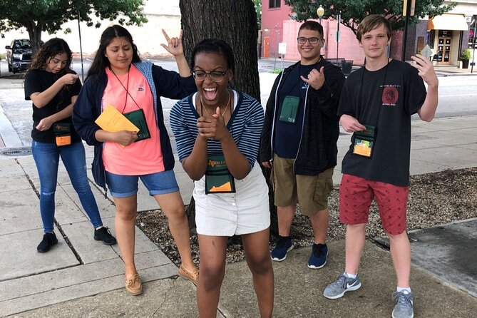 Louisville City Scavenger Hunt Excursion by Wacky Walks - Discover Louisville Through a Unique Scavenger Hunt Adventure