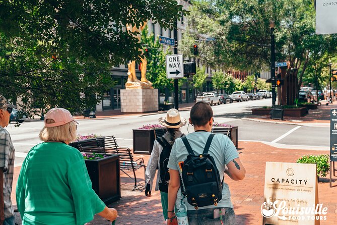 Louisville Legends: Downtown Derby City Food and History Tour - Iconic Louisville Sights: Louisville Slugger Museum