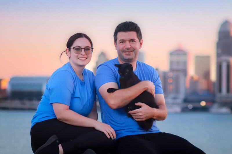 Louisville: Photoshoot Walking Tour with Pictures - Group Sizes and Privacy Options