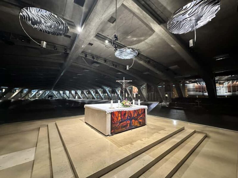 Lourdes Express: Private Guided Tour of the Sanctuaries - Who Will Appreciate This Tour?