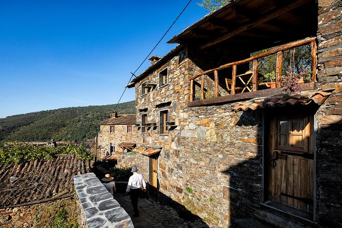 Lousã Schist Villages - Discovering the Lousã Mountains and Castle of Arouce