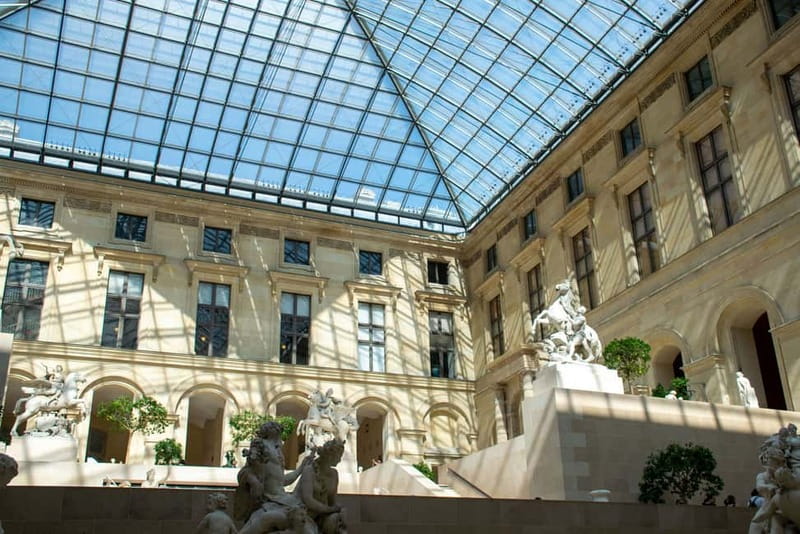 Louvre Exclusive Tour Private Guide & Paris Hotel Pickup - Discover the Comfort and Convenience of the Louvre Exclusive Tour