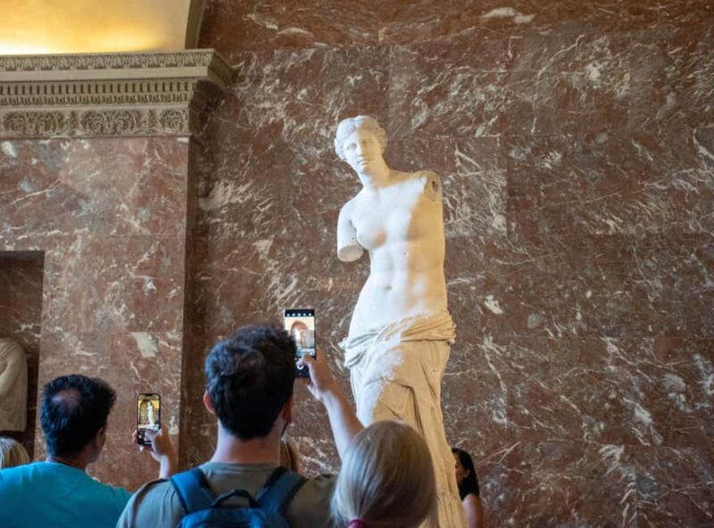 Louvre Express Private Tour, Mona Lisa and Highlights in 1h - The Convenience of Pre-Reserved Tickets and Guided Navigation