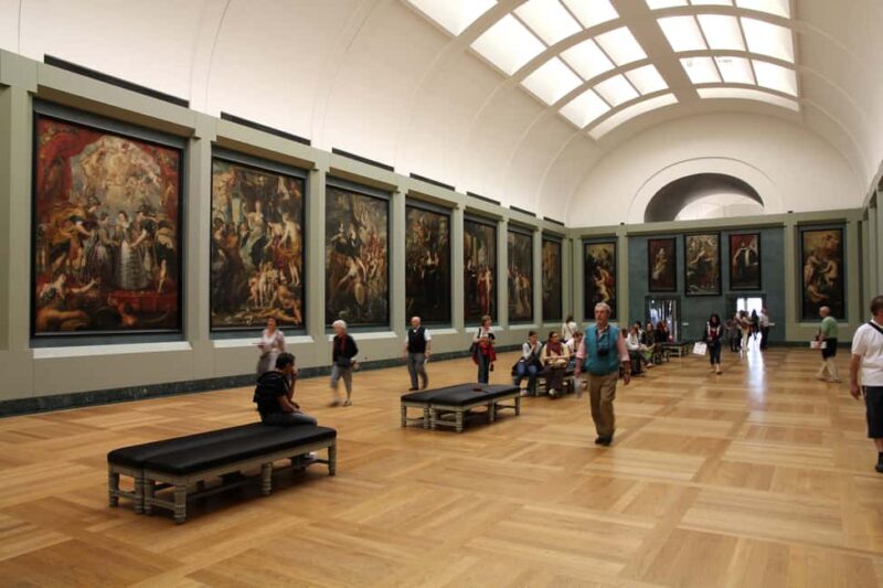 Louvre Guided Treasure Hunt for Families and Kids - What Artworks and Highlights Are Included in the Tour?