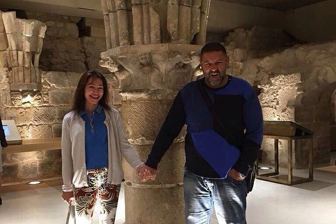 Louvre: Highlights and hidden pearls in MINI groups/SKIP the line - Post-Tour Freedom and Museum Exploration