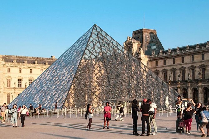 Louvre Museum Entrance Ticket - Exploring the Louvre’s Iconic Masterpieces