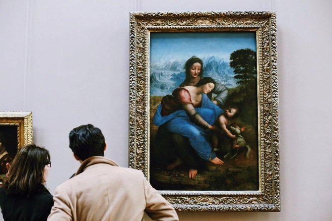 Louvre Museum - Exclusive Guided Tour (Reserved Entry Included) - Logistics and Comfort During the Tour