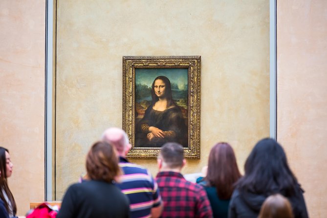 Louvre Museum Guided Tour with 1-Day Hop-On Hop-Off Bus Ticket - The Guide’s Role and Experience