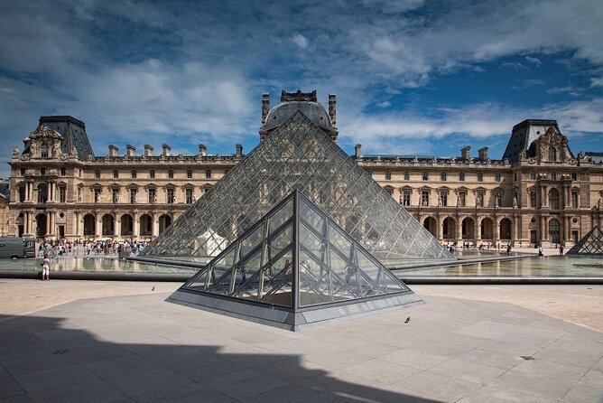Louvre Museum Masterpieces: Guided Tour with Entry Included - Accessibility and Suitability for Different Visitors