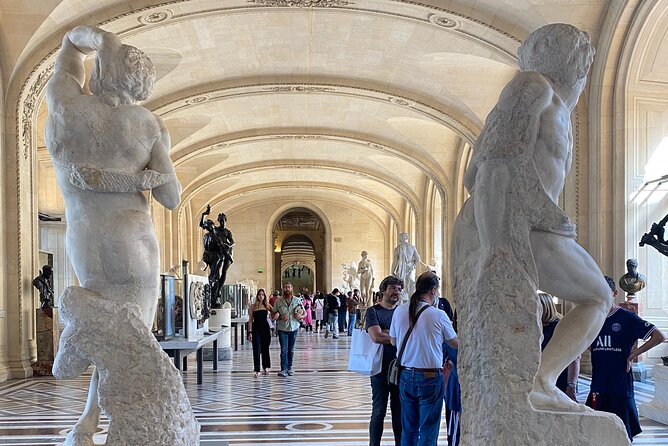 Louvre Museum Private Guided Tour - Logistics and Accessibility