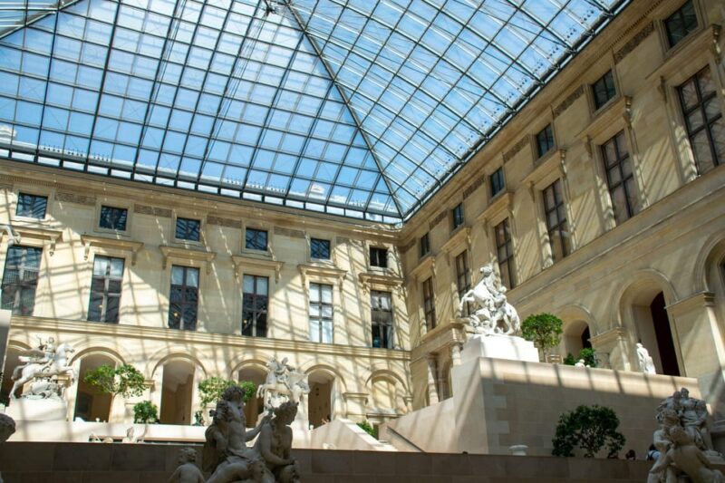 Louvre Private Tour: The Essentials and More w/ Expert Guide - The Experience of a Private Guide
