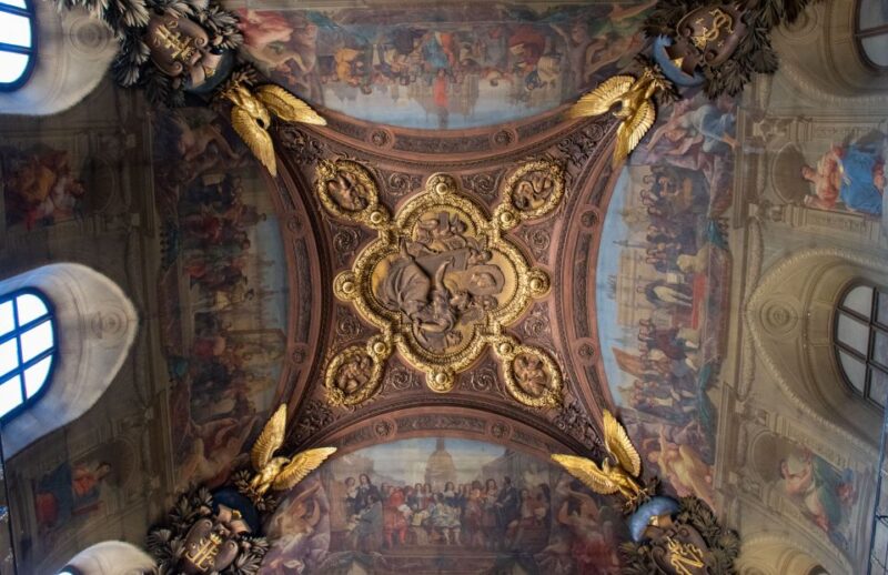 Louvre Private Tour: The Essentials and More w/ Expert Guide - Accessibility and Practical Information