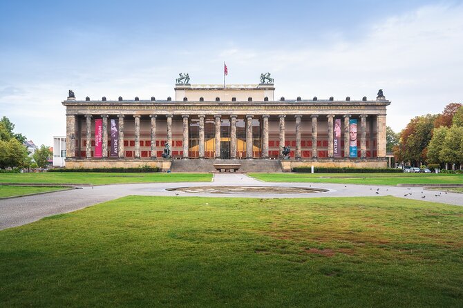 Love and War in Berlin: Self-Guided Story Puzzle Walk - The Marx-Engels-Forum and Its Political Roots