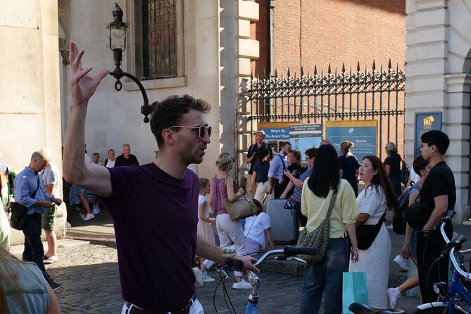 Love London Bike Tour - The Heart of London’s Theatre and Shopping District