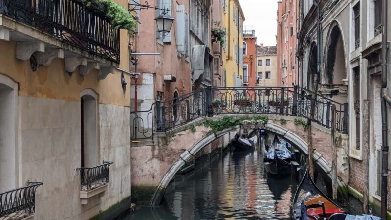 Love & Lust in Venice: A Scandalous Walking Tour - Practical Details and Meeting Arrangements