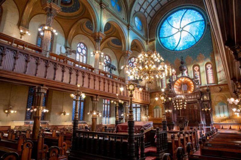 Lower East Side Experience w/ 4 Delis & Synagogue Entry - Walking Through Historic Streets and Markets