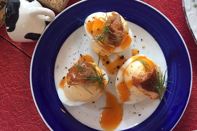 Lower Garden District Food Tour - Sampling the Best Tacos at Juans Flying Burrito