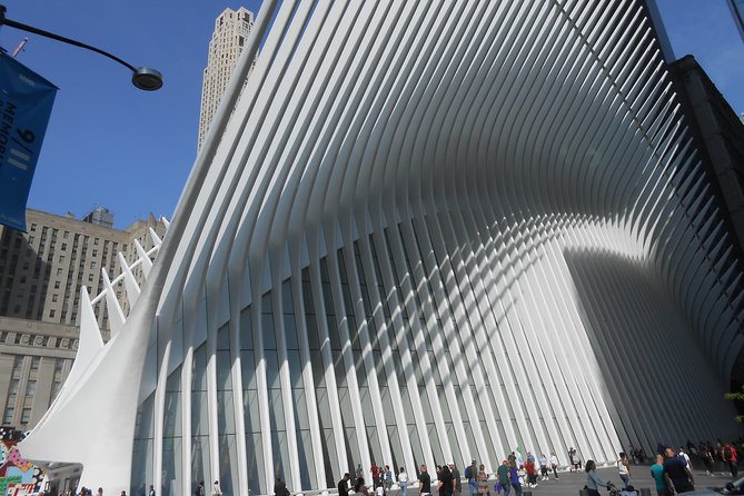 Lower Manhattan Self-Guided Walking Tour and Scavenger Hunt - Starting Point: Bowling Green and Lower Manhattan Attractions