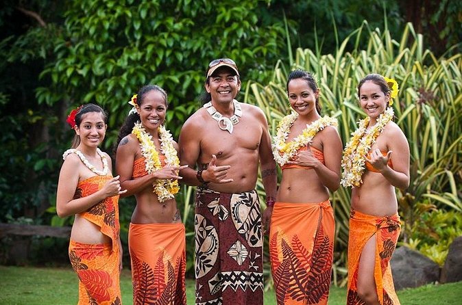 Luau Kalamaku on Kauai with Manor House 4-Course Dinner & Show - The Premium Seating and VIP Experiences