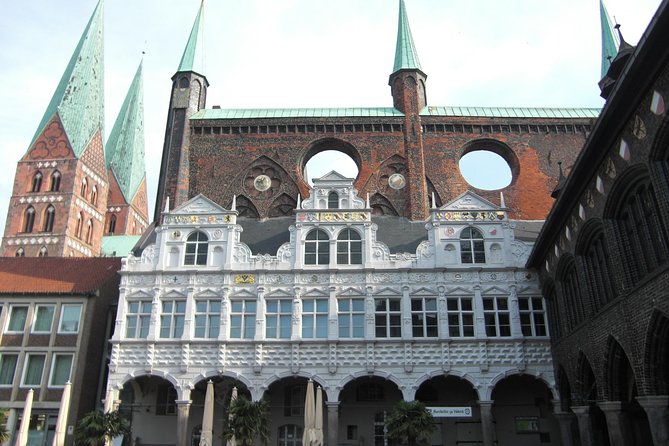 Lübeck Day Trip From Hamburg By Train With Private Guide And Lunch - The Schiffergesellschaft: A Historic Sailing Meeting Hall Turned Culinary Stop